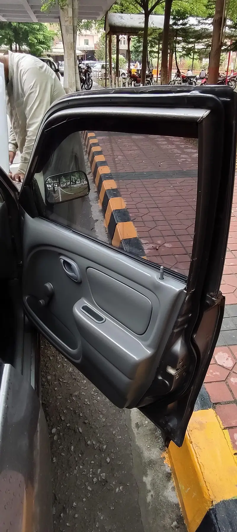 Alto VXR with AC and CNG working 2012 model for urgent sale